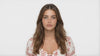Vídeo beauty de ZWEET con modelo femenina en retrato editorial para campaña de cosmética natural
